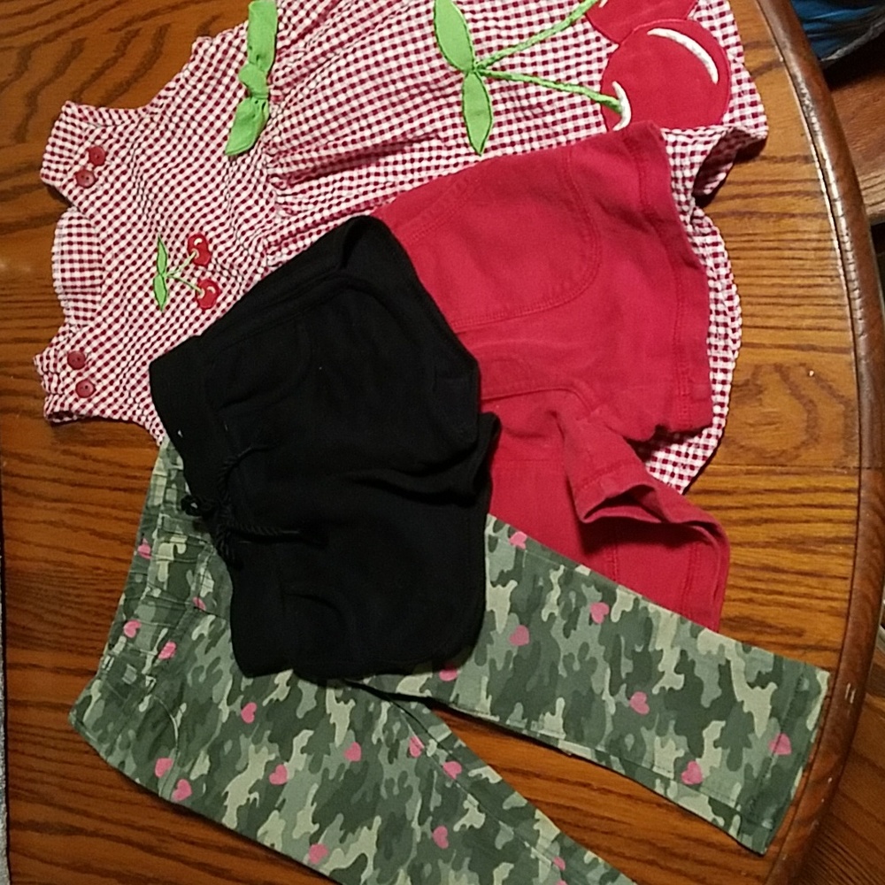 3/$20 Girl's 18mo bundle